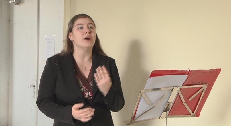  Млада певица привлече вниманието на Райна Кабаиванска