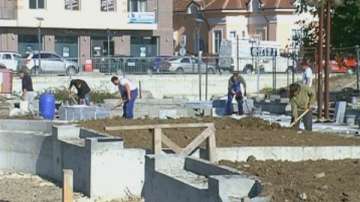 Бавят се ремонтни дейности в центъра и Дунавския парк на Силистра