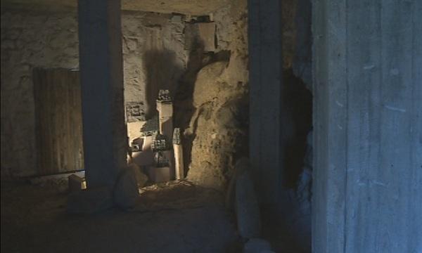 Скулптури под земята