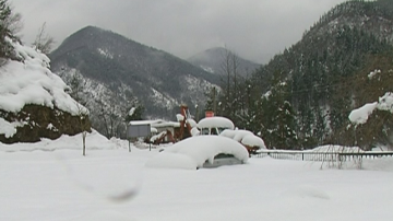 Критична обстановка в десетки населени места в Смолянско