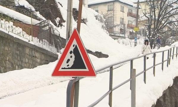 За последното денонощие е осигурено захранване с ток на над 100 населени места в Родопите