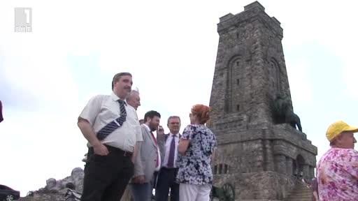 Руска делегация на връх Шипка