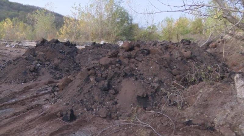 Не е ясно кога ще започне извозването на опасните отпадъци, намерени в Свищов