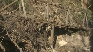 Свлачище затвори туристическия маршрут в Природен парк Златни пясъци