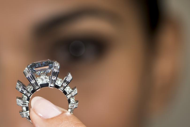 Изключително рядък диамант на търг