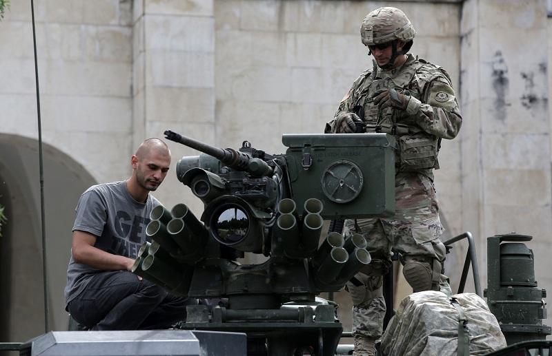 Във Военната академия в София изложиха американска и българска бойна техника