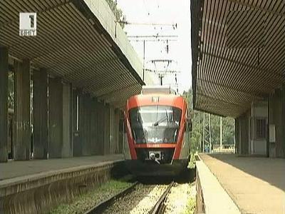 Повече влакове за празниците