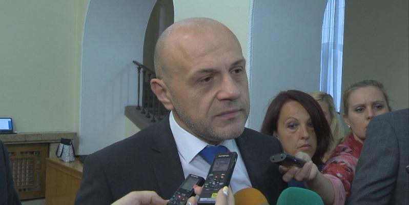 Томислав Дончев: Не ме вкарвайте в политически интриги