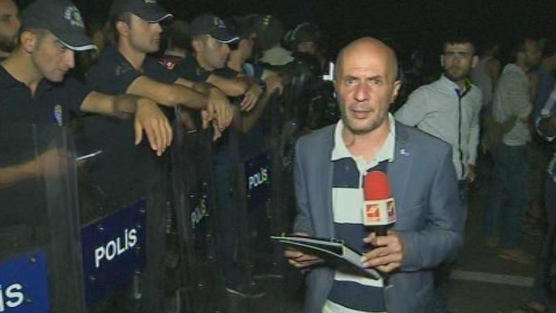Екипът на БНТ в Одрин: Турските власти пресякоха пътя на бежанците към Гърция