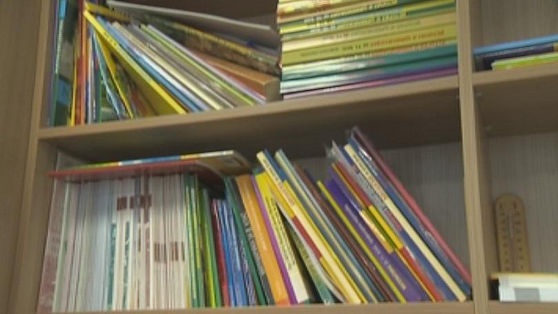 Издатели и учители искат отлагане на новия Закон за образованието