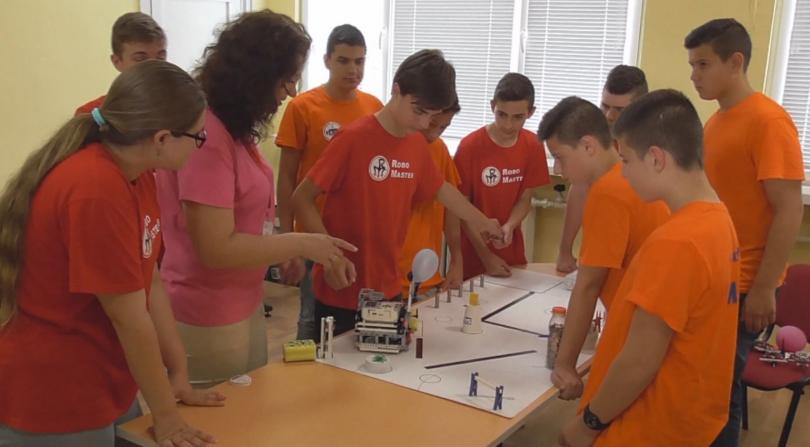 Ученици от Видин спечелиха национално състезание по  роботика