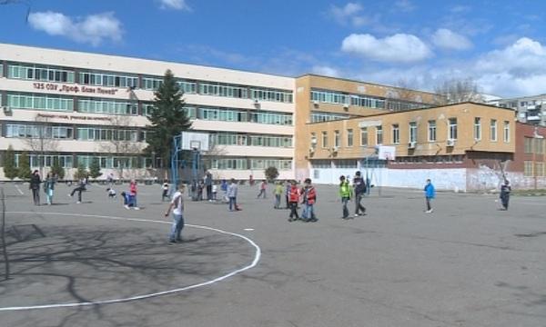  Нови учебници през 2015 г. очаква образователният министър (ОБЗОР)