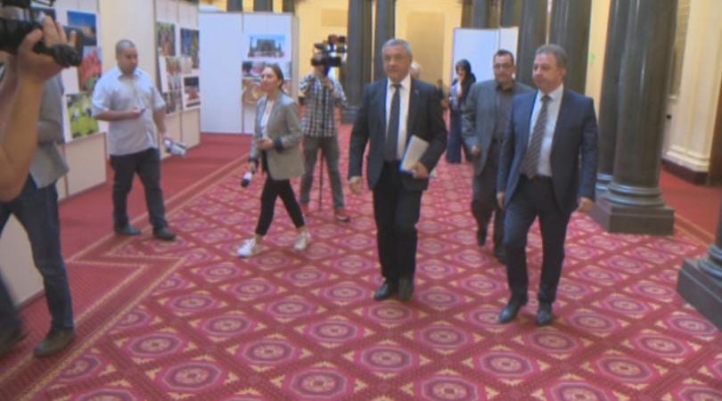 Валери Симеонов търси подкрепа от Воля за законопроекти на НФСБ