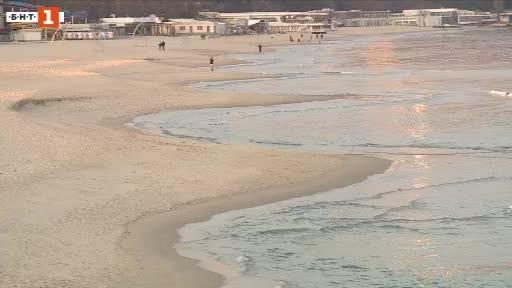 Пясъчни фестони се появиха на варненския плаж Учените наричат така