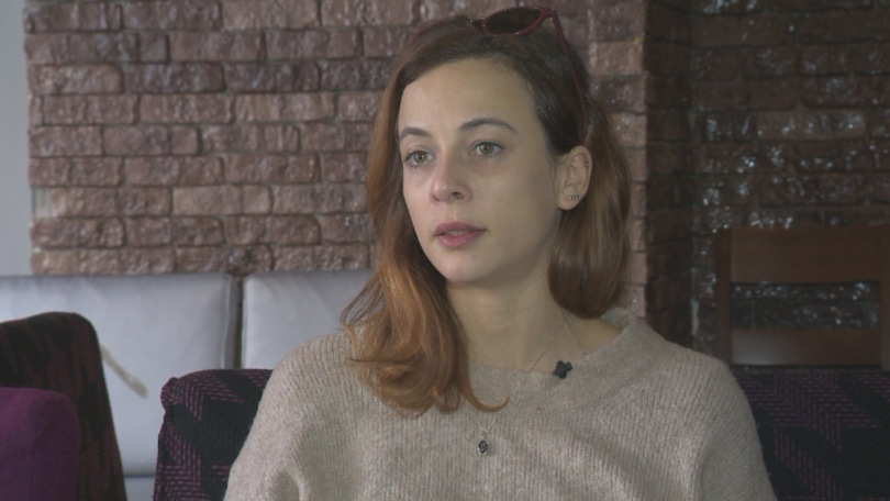 Актрисата Весела Бабинова е била само на няколко месеца когато