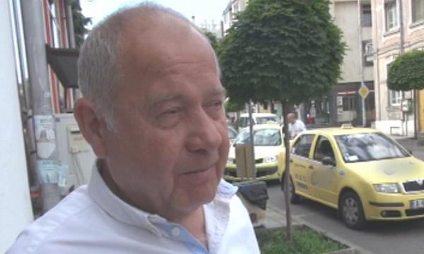 Таксиметров шофьор върна 10 хиляди лева на собственика