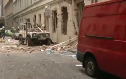 Премиерът на Сирия оцеля при атентат