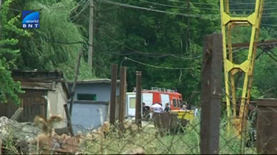 Четвърти ден издирват затрупаните миньори