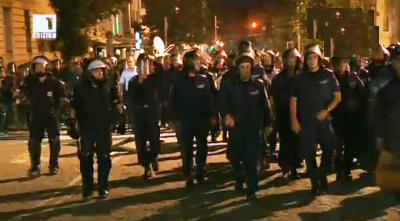 Световните медии за събитията в България