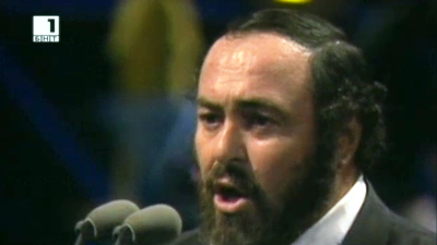 Издават първия запис на Павароти