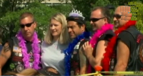 Мъже на високи токчета