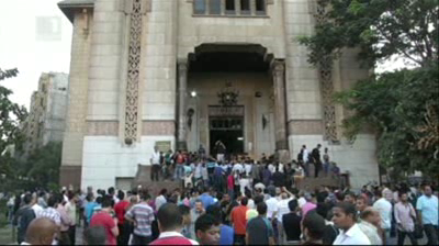 Правителството в Египет обсъжда ситуацията