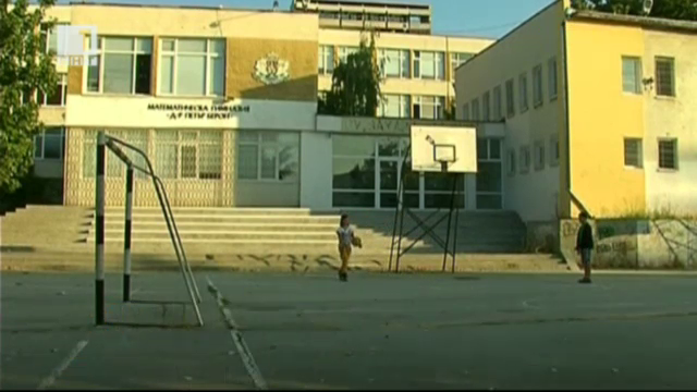 Спор за класни стаи във Варна