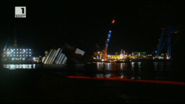 Започна изваждането на Коста Конкордия