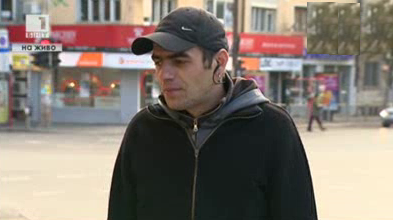 Случаен минувач стана регулировчик за час и се прочу в Интернет