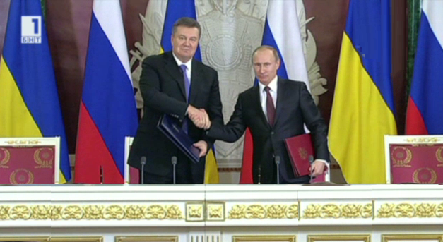 Управляващата партия в Украйна оцени високо срещата Янукович - Путин