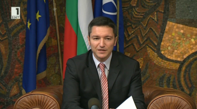 Външнополитическият отчет на Кристиан Вигенин