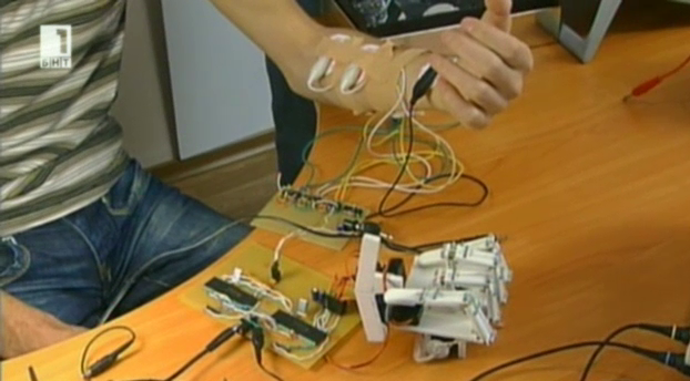 Българин изобрети сензорна ръка