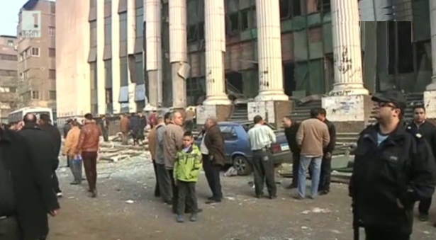 Девет души загинаха в първия ден на референдума в Египет