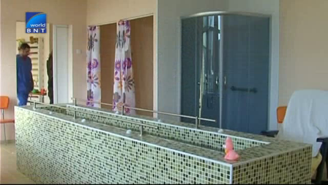 Водна терапия за деца във Варна