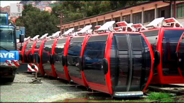 Зелена Светлина: Конструкция тип гондола ще свърже два боливийски града