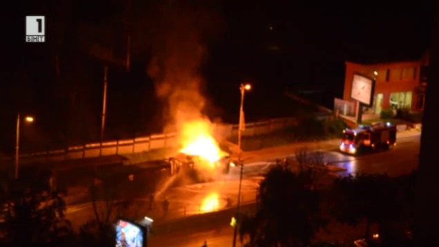 Автобус на градския транспорт горя снощи в София