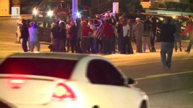 Петима бяха арестувани при размирици във Фъргюсън