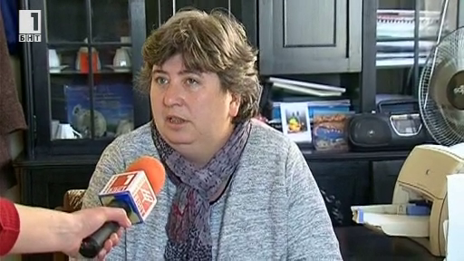 15-годишната Камелия временно ще бъде изведена от семейството си