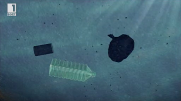 Зелена светлина: Атака срещу плаващата пластмаса