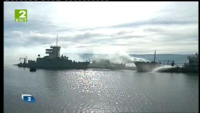 Военните ни моряци демонстрират умения