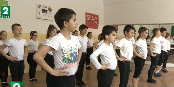 Министерство на образованието и науката реши проблема с хореографските паралелки