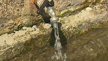 Спряха радиоактивната вода в село Кръстилци