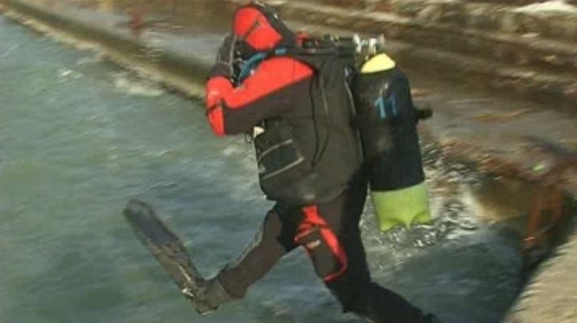 Военни водолази ще пазят при хвърлянето на кръста във Варна