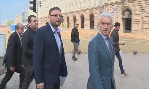 Атака внесе в ЦИК листата си за евроизборите (ОБНОВЕНА)