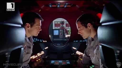 ДРУГИТЕ НОВИНИ: Чети по устните