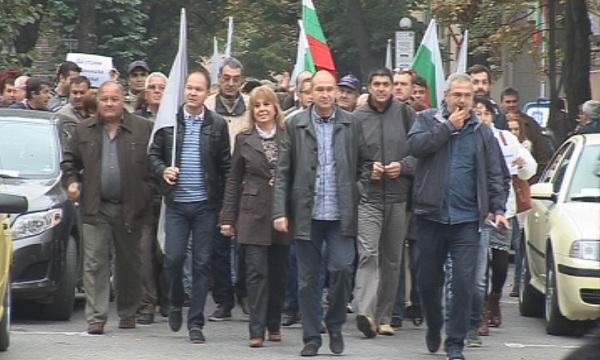 И Ямбол протестираха срещу разпределението на мандатите в бъдещия парламент
