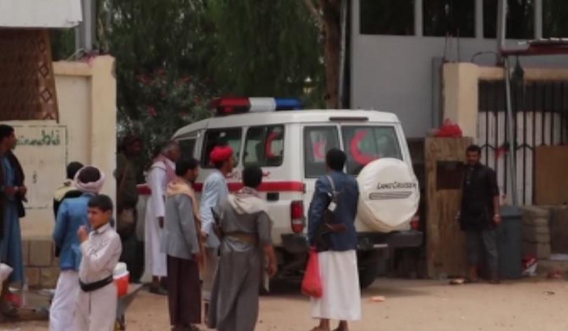 50 души загинаха при въздушен удар срещу автобус в Йемен