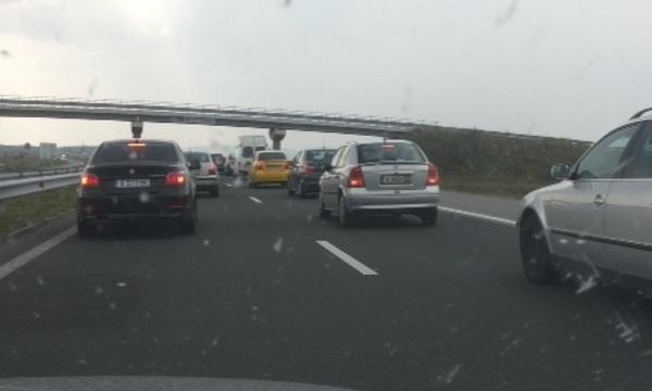 Километрично задръстване на АМ Тракия заради тежък инцидент