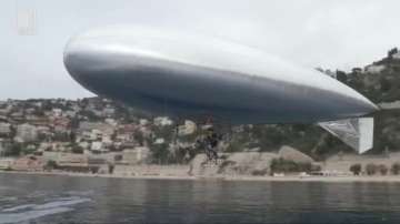 Зелена светлина: Дирижабъл, задвижван с педали