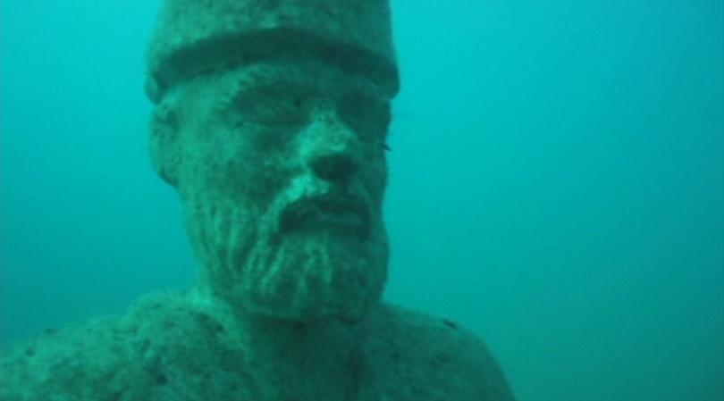 Зелена светлина: подводен музей